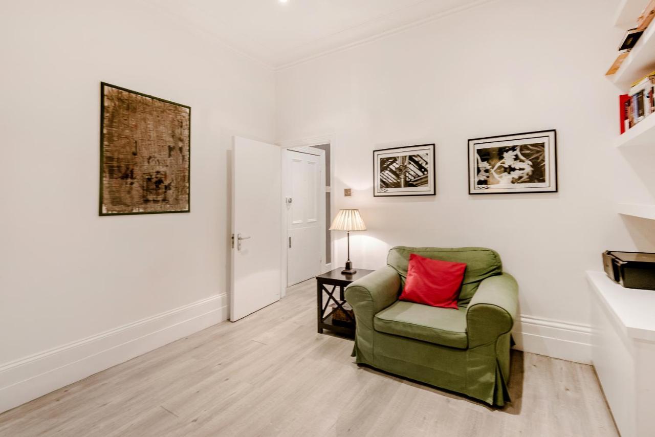 Lovely 2 Bedroom Flat In The Heart Of Chelsea Londres Extérieur photo